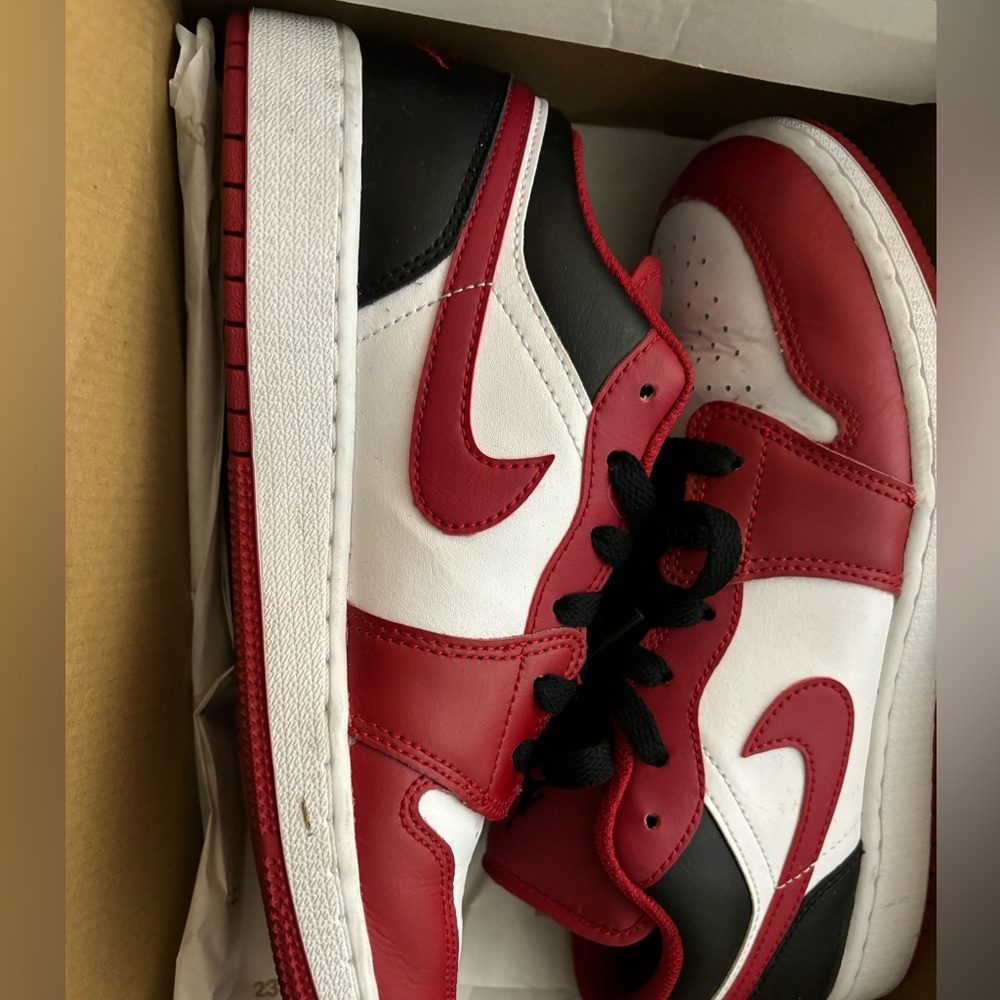 Air Jordan 1